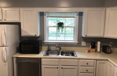 Mount Jackson House | Serenity at The Shamrock