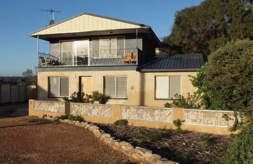 Peppermint Grove Beach House | Serenity Now - terrific beach location