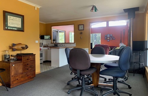Dolphin Sands House | Serenity Beach House Dolphin SandsnFree late checkout maybe available on request