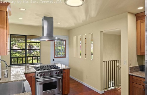 Hatton Fields House | Serenity: Beautiful 3 bed w/Hot Tub & Powerwall
