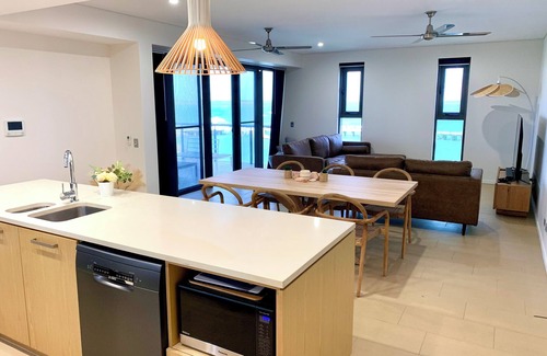 Darwin City Centre Apartment | Serenity Blue Waters at Darwin Waterfront