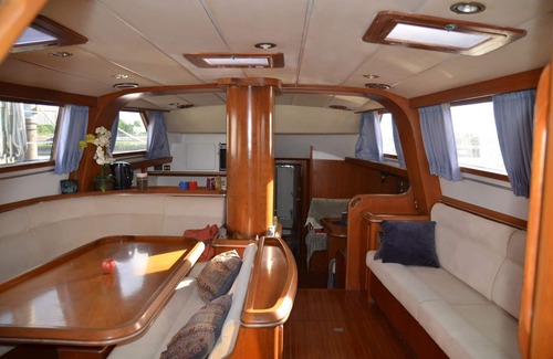 Santurce Boat Rental | Serenity Boatel, standard cabin in San Juan