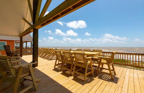 Port Bolivar House | Serenity by Bolivar Vacations! Beachfront & Gameroom