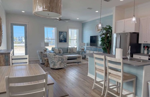 St. George Island House | Serenity by the Sea II St George Island Pool Home