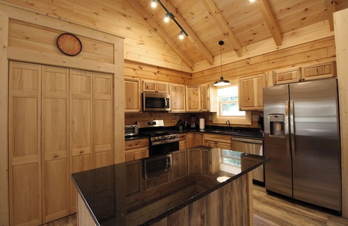Bryson City House | Serenity Cabin- Bryson Village