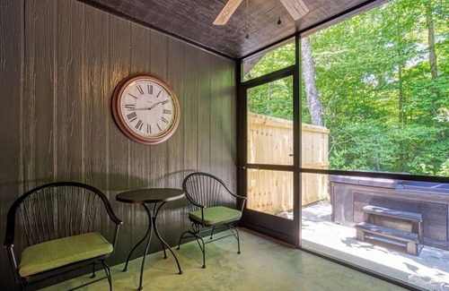 Cosby Cottage | Serenity Cottage -Pickleball Court, Creek, WIFI, Mountain Views, Starting at $79