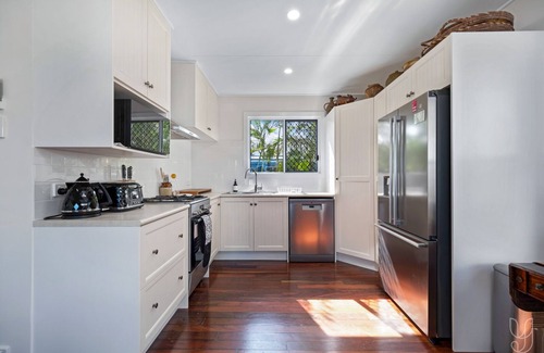 Lammermoor House | Serenity Cottage - Your Beachside Escape