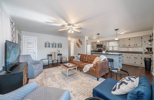 Cherokee Village Cottage | Serenity Cove Cottage on Lake Thunderbird
