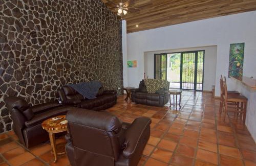 La Fortuna House | Serenity House Panoramic Views And Swimming Pool,