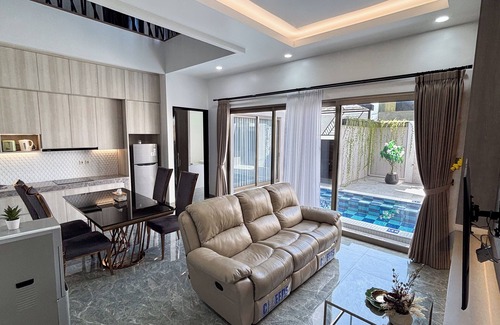 Kerobokan Villa | Serenity Escape Villa in Kerobokan 3 BR