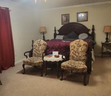 Brownsville Bed & Breakfast | Serenity Hill Bed and Breakfast