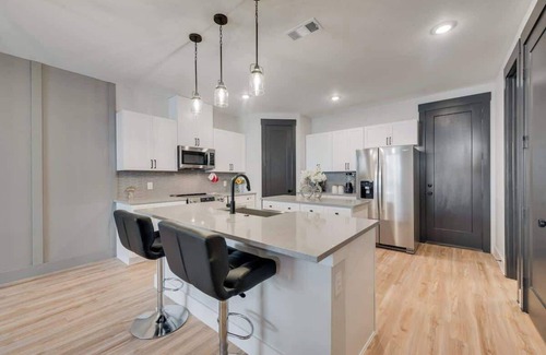 Princeton House | Serenity I, brand new luxurious get-away, WIFI