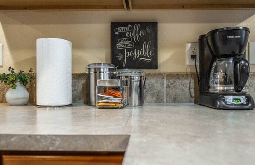 Holly House | Serenity in Prime Everett Craftsman | Near Boeing!