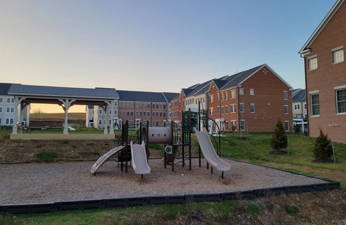 Sykesville House | Serenity in Sykesville! Remote 4 BR Townhome w Scenic View, Free Parking