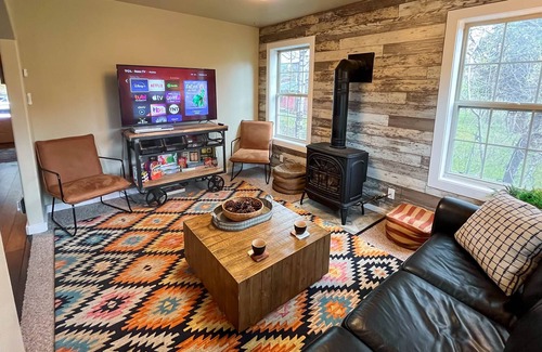 McCall Cabin | Serenity In The Woods