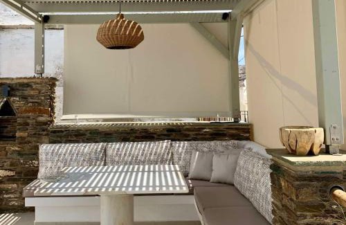 Megas Yialos-Nites House | Serenity Living Platia, Tinos