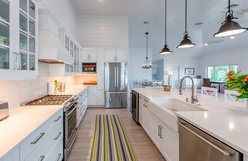 Hope Town House | Serenity on its Peninsula– Private Estate on Elbow Cay, Abaco, Bahamas