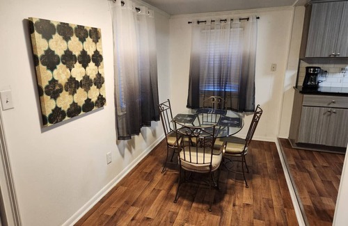 High Point House | Serenity on over an acre easy access to 311/HPU