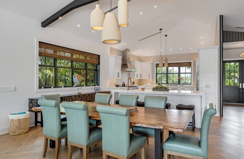 New Town House | SERENITY ON SUNRISE ~ 5 BR/5.5 Bath New Town Home w/Pool & Dockage!