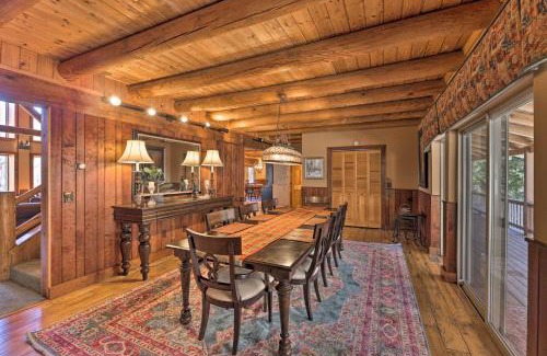 Lewisburg House | Serenity on the River Luxe Lewisburg Cabin!