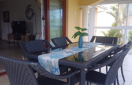 Elysium Apartment | Serenity Ons Huisie by die See