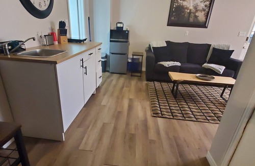 Brighton Apartment | Serenity Place by the Lake