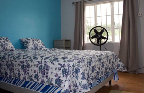Mayaro House | Serenity Retreat Cottage 2- 5mins from the beach!