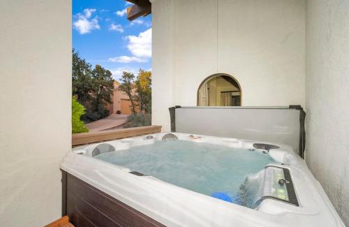 West Sedona House | Serenity Retreat Sedona with Hot Tub Games & Firepit
