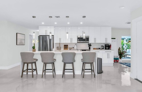 Delray Beach House | Serenity Sands Delray Beach Oasis - Modern Getaway!