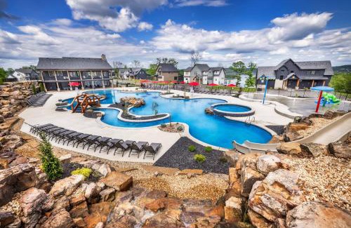 Kimberling City House | Serenity Shores Resort - Luxury Lakefront Lodge - Pools and Many Free Amenities