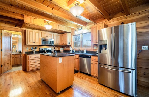 Vein Mountain House | Serenity Summit - Amazing Mountain Views - Grandview Peaks