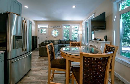 Lake Township Cottage | Serenity Woods Cottage at Platte Lake, Honor MI. Traverse City area!