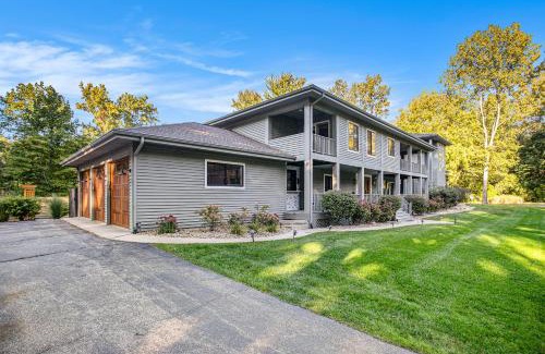 Saint Joseph House | Serenity Woods Family Retreat