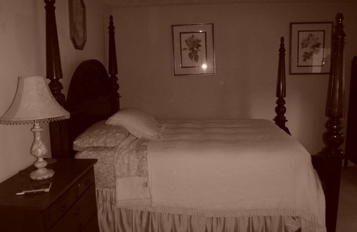 Brownsville House | Serenityhill bed and breakfast