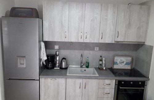 Serres Apartment | serres@home