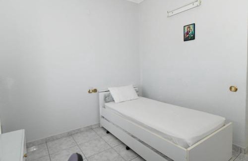 Serres Apartment | Serres View
