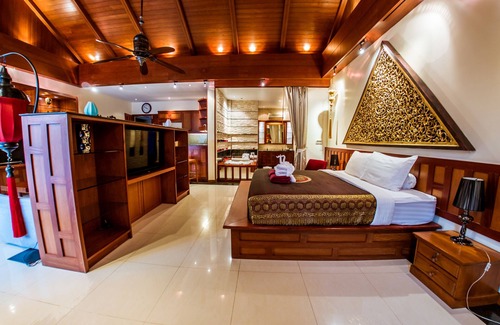 Kamala Bed & Breakfast | Serviced Luxury 9-17 Bedroom Pool Villa with Private Chef , Kamala Beach Phuket,