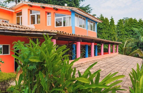 Bujumbura Apartment | Serviced studio apartment free breakfast & service