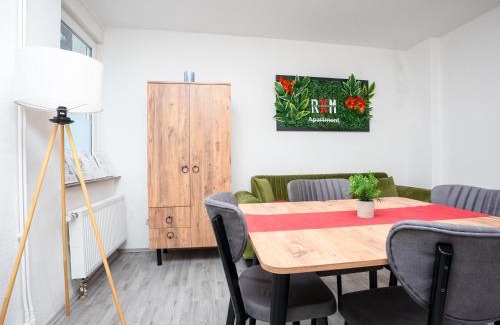 Westerholt Apartment | Serviceroom24 - Apartment 2 in Herten WLAN - Smart-TV - 24-7 Check-in und Küche
