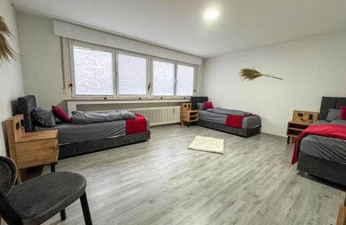 Alt-Rentfort Apartment | Serviceroom24 - Apartment 3 in Gladbeck WLAN - Smart-TV - 24-7 Check-in und Küche