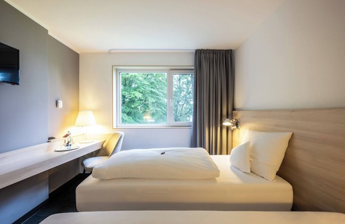 Rodgau Hotel | Serways Hotel Weiskirchen Nord