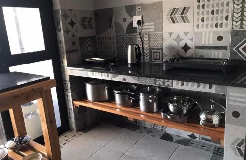 Quigney Beach House | Sesethu Lodge