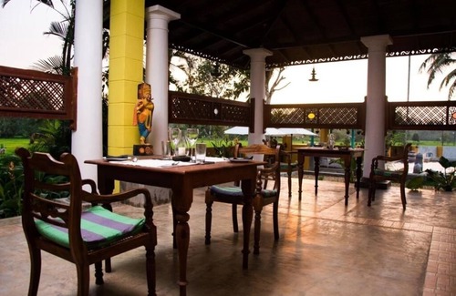 Baddegama Villa | Set in Hikkaduwa, PRIVET Villa Kubura offers accommodation AS A ENTIRE VILLA