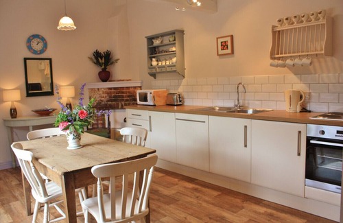 Holt House | Set in the stunning grounds of Bayfield Hall