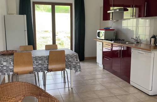 Tourreilles Cottage | Set of 4 3* gîtes with private pool for 16 people in the middle of the vineyards.