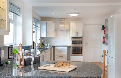 Portscatho Cottage | Set within the idyllic area of the Roseland.