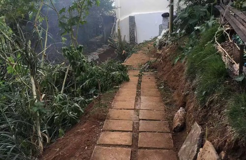 Southeast Region RV Rental | Setiba/Guarapari Beach Bungalow "Tree House"