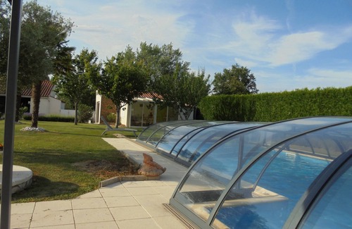 Les Clouzeaux House | SETTING IDEALLY LOCATED TO VISIT REGION