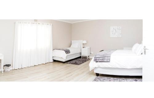 Colchester Apartment | Settle Inn Self Catering Accommodation