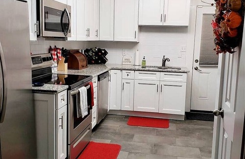 Heron Walk House | Settle up or down at the Nest on Neelys in the heart of Madison, TN!